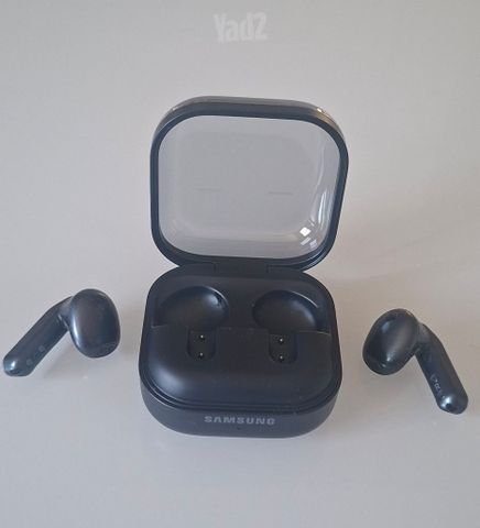 אוזניות Galaxy Buds 4