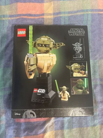 LEGO Star Wars Yoda Bust 75438