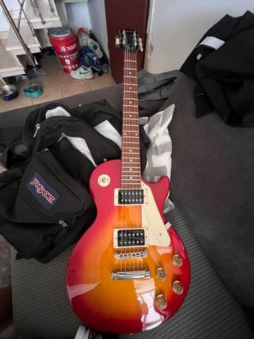 גיטרה חשמלית epiphone