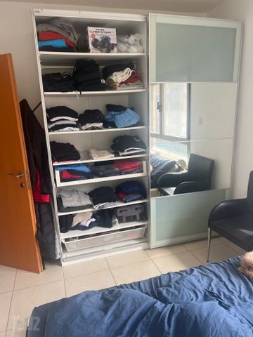 ארון בגדים