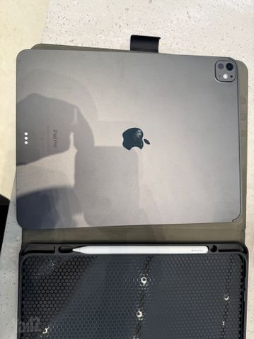 iPad 13 pro M4 256G