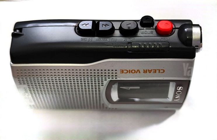 ווקמן מקליט Sony