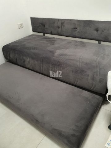 ספת נוער נפתחת