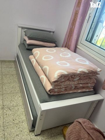 מיטה נפתחת