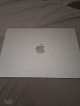 MacBook Air M2 (2022)