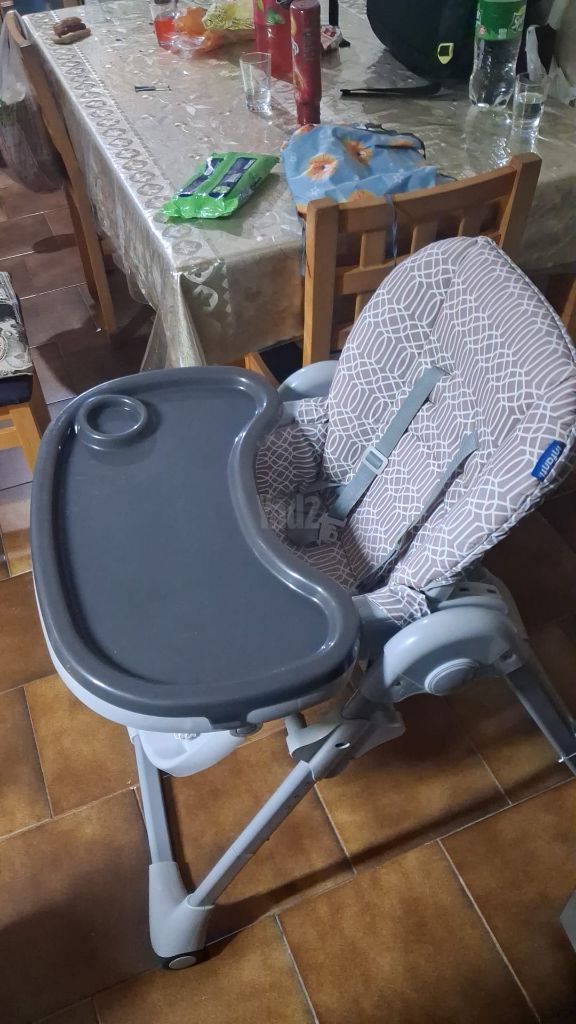 כיסא אוכל