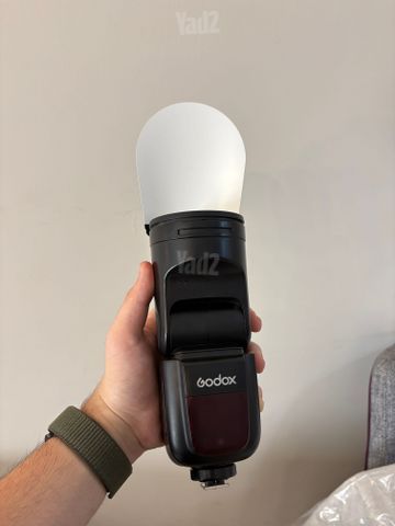 פלאש גודוקס Godox V1c