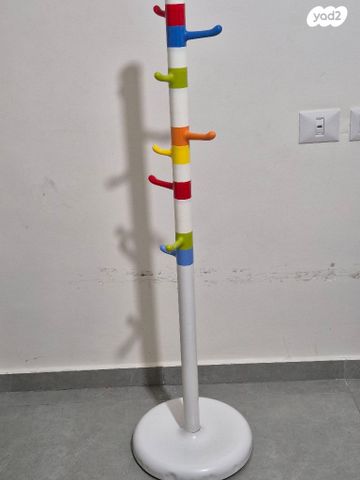 מתלה בגדים