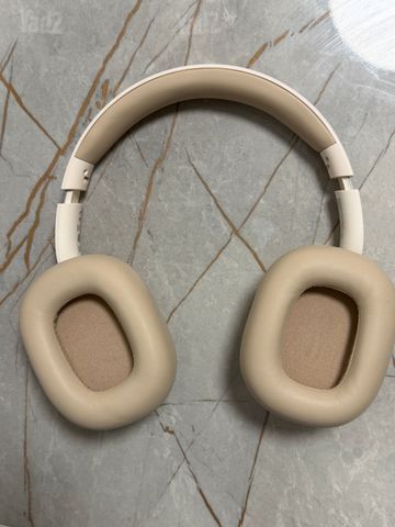אוזניות בסוס Basues חדשות