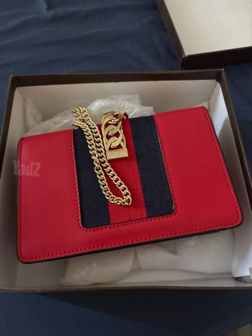 Gucci Sylvie Super Mini – Red