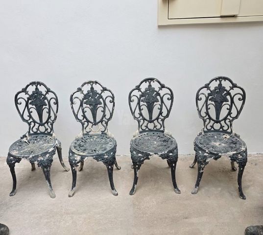 4 כיסאות וינטג