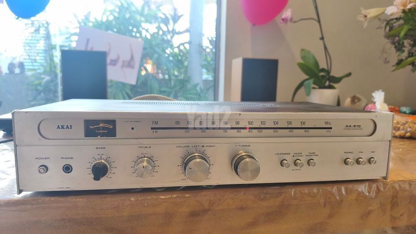 רסיבר AKAI AA810