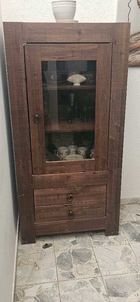 מזנון + ויטרינה