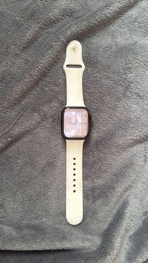 Apple Watch 42mm series 11
