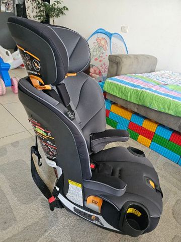 כיסא בטיחות Chicco MyFit
