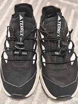 נעלי ספורט Adidas
