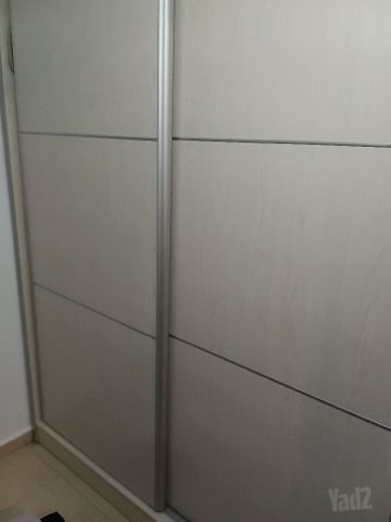 ארון בגדים