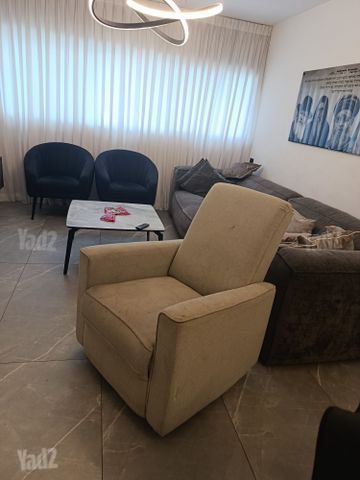 כורסת הנקה