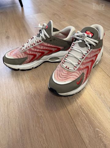 Nike Air Max TW