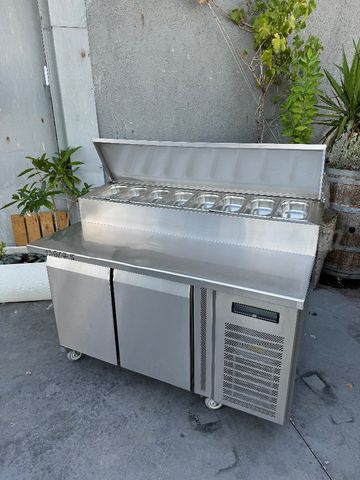 מקרר סלטייה