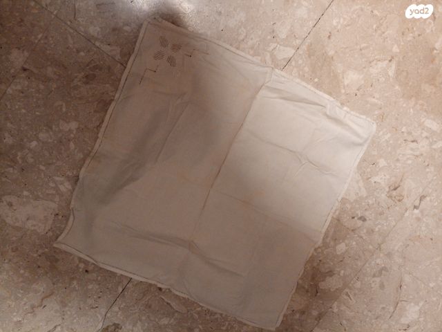 מפיות קרושה רקמה X וינטאג'