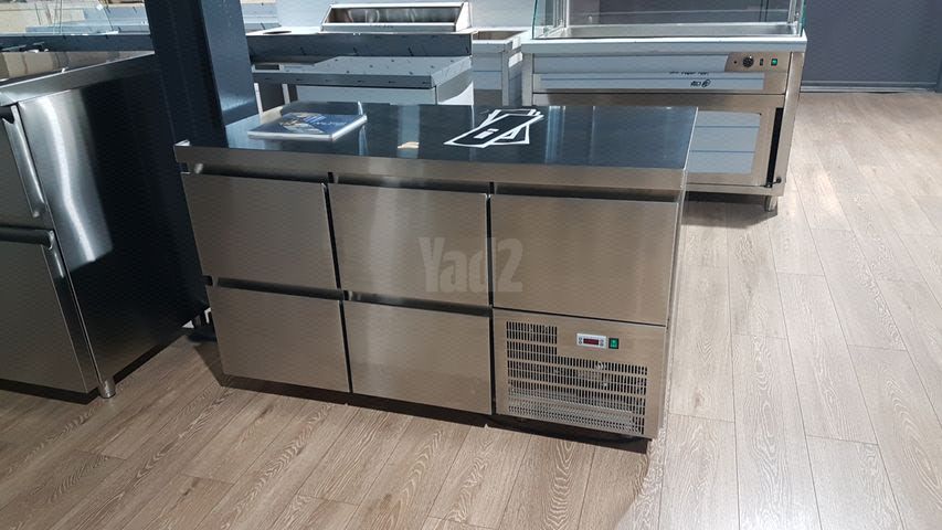 מקרר דלפק