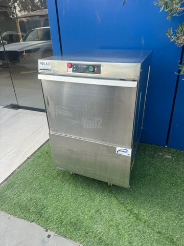 מדיח כלים תעשייתי