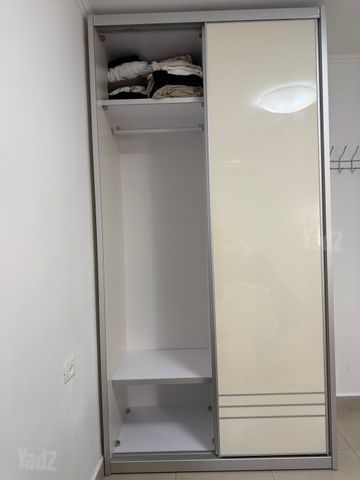 ארון 2 דלתות
