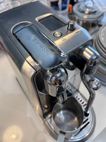 Nespresso Creatista Plus