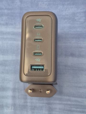 מטען Anker 140W