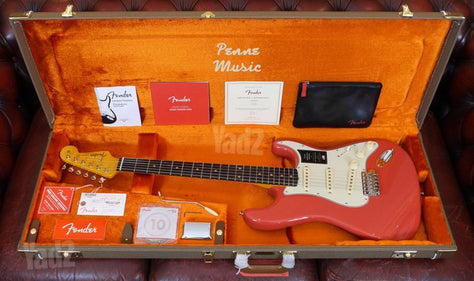 גיטרה fender 61  vintage