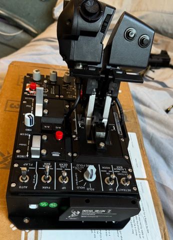 סטיק ומצערת של wingcontrol