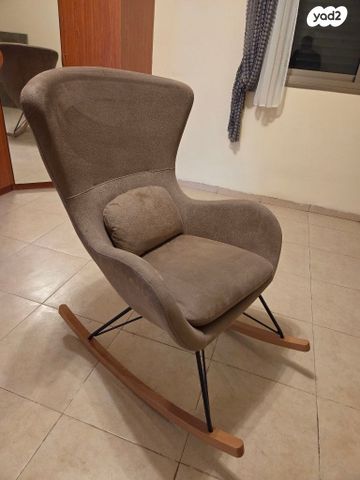 כורסאת הנקה