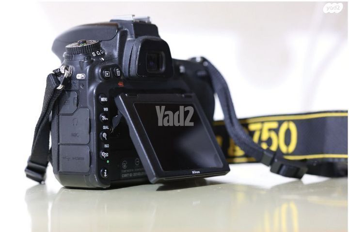ניקון D750