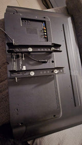 טלוויזיה Toshiba 32" HD