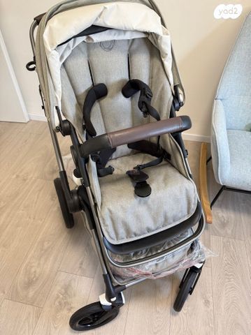 Bugaboo Fox 3 + תיק תואם מקורי