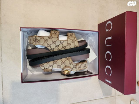 סנדלים של GUCCI