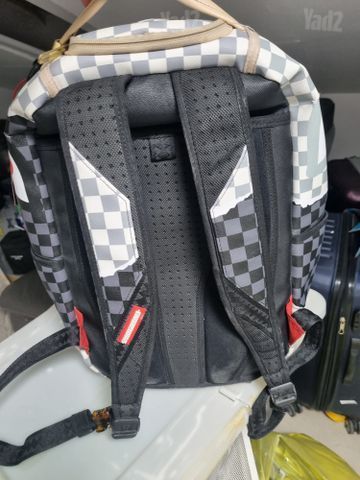 תיק sprayground