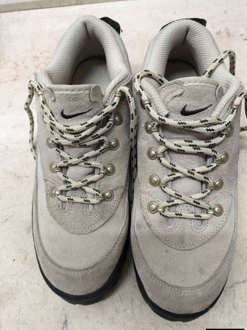 Nike Lahar Low shoes–נעלי נשים
