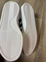 נעלי adidas grand court