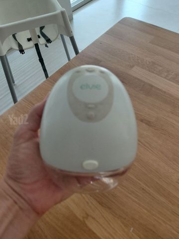 משאבת הנקה Elvie