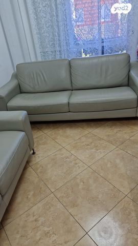 סלון עור