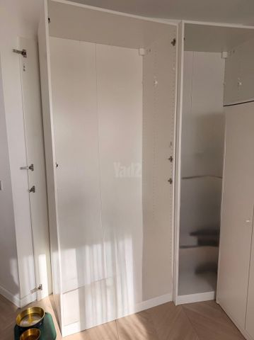 ארון IKEA.