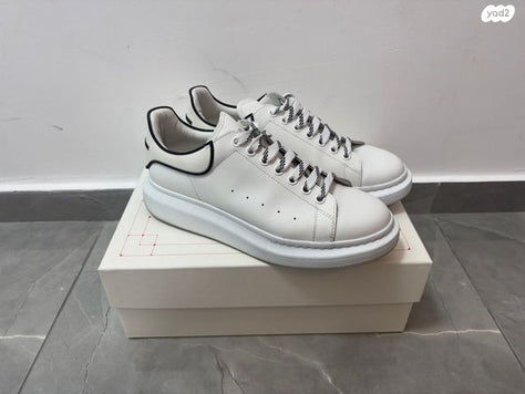 Alexander Mcqueen