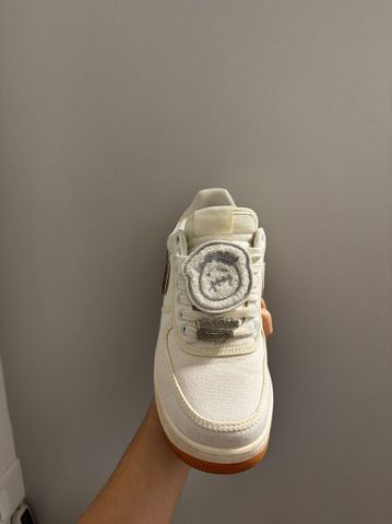 Air force 1 travis scott