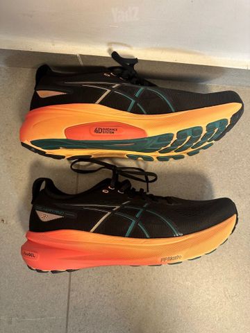 Asics  gel kayano נעלי ריצה
