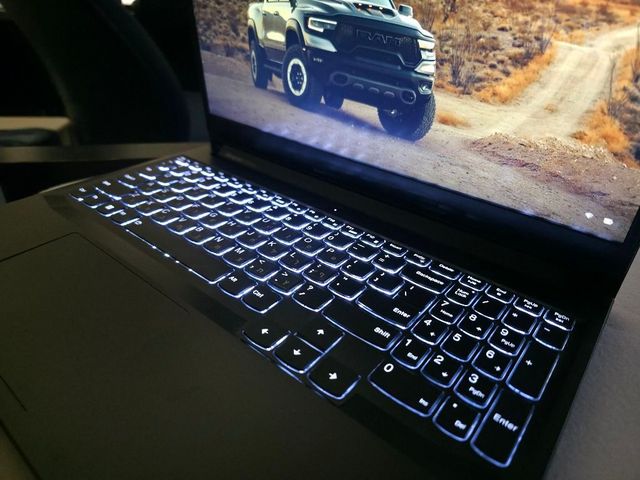 מחשב נייד Lenovo IdeaPad