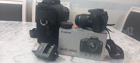 מצלמת קנון d2000