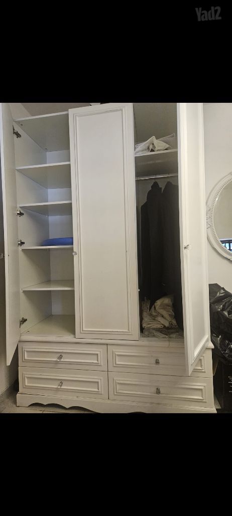 ארון קיר