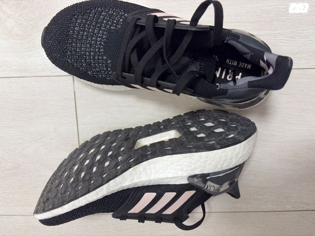 Adidas Ultraboost לנשים